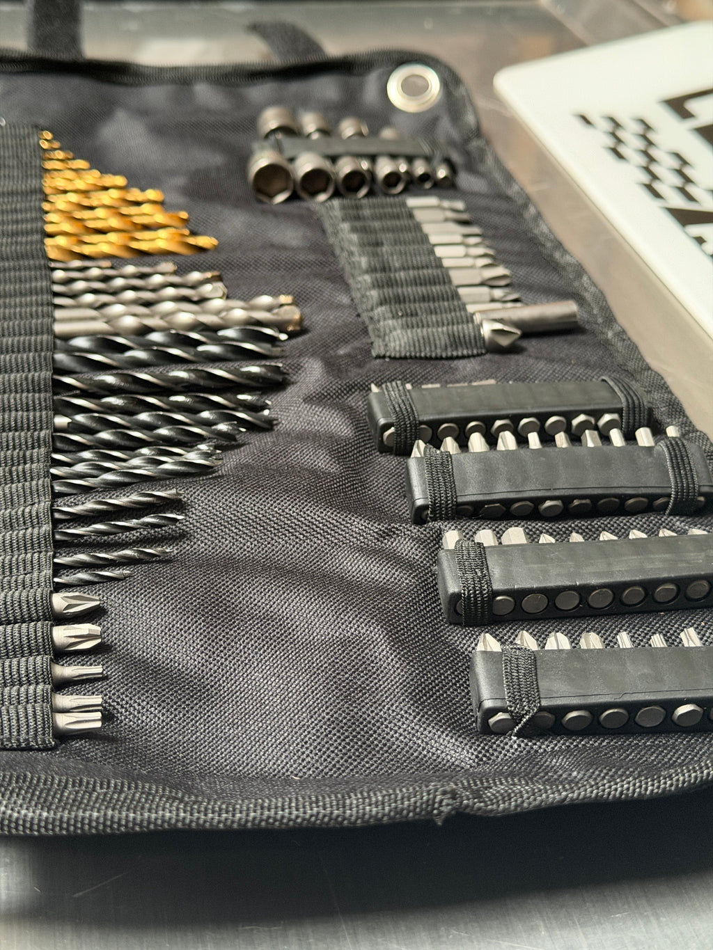 Drill & Bit Accessory Set 98pc [AK4798]