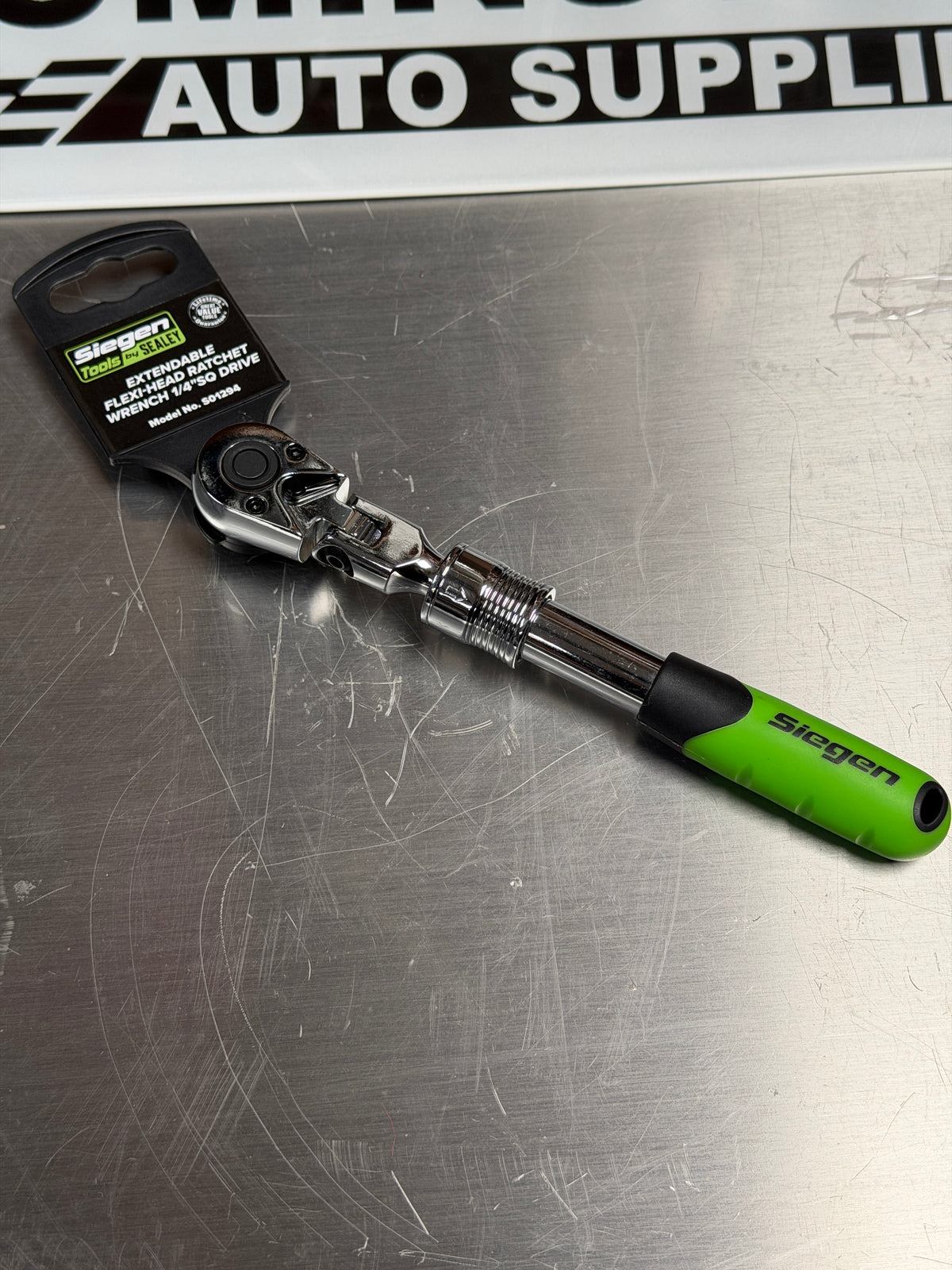 Siegen Extendable Flexi-Head Ratchet Wrench 1/4"Sq Drive [S01294]