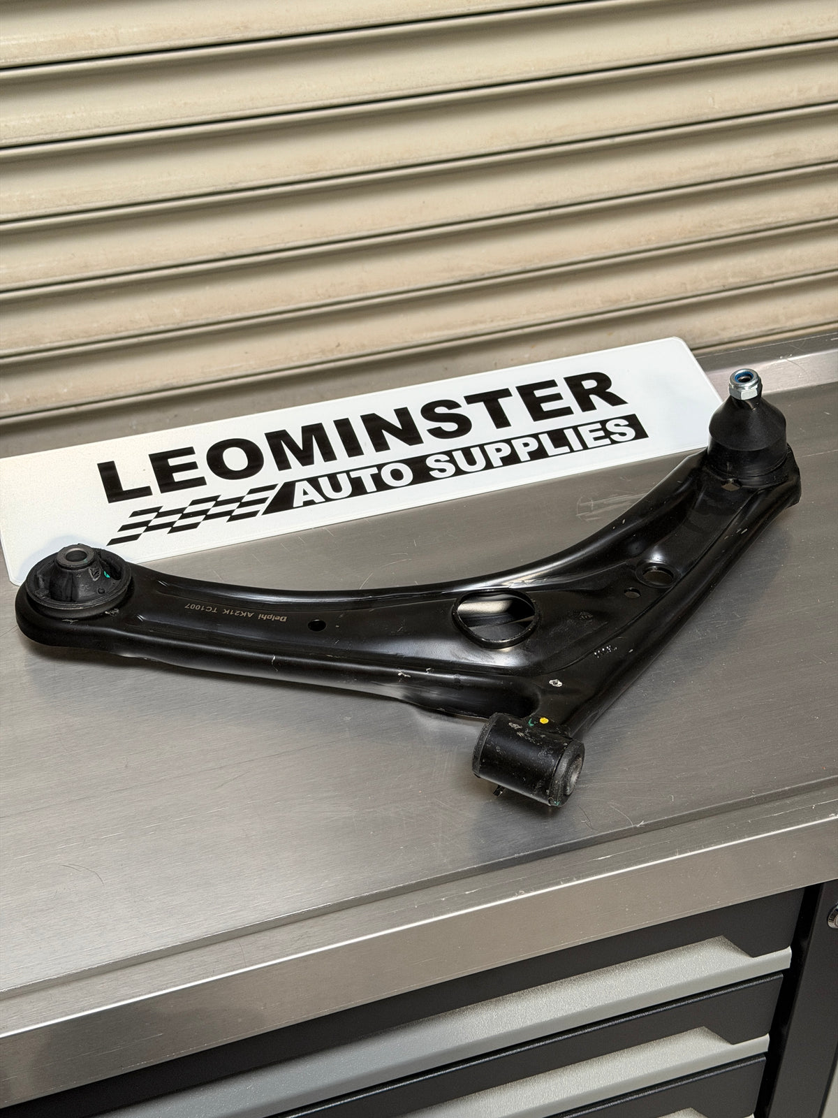 Class 1 "Yaris" Front Bottom Arms